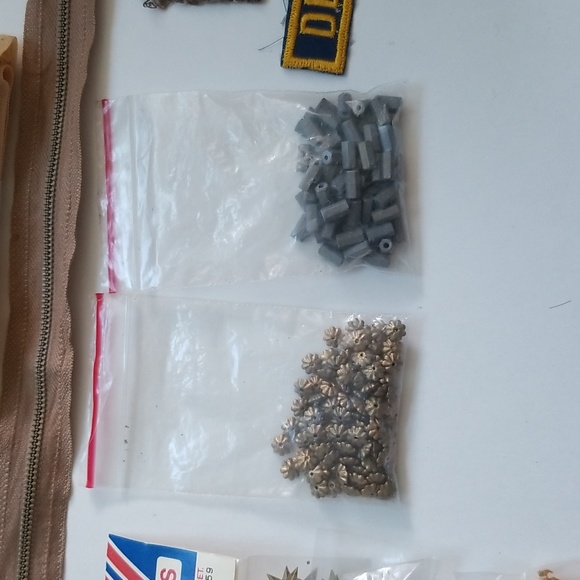 Trimmings Sewing Buttons Sets Beads Spacers Holiday Vintage Accessories - Picture 8 of 16